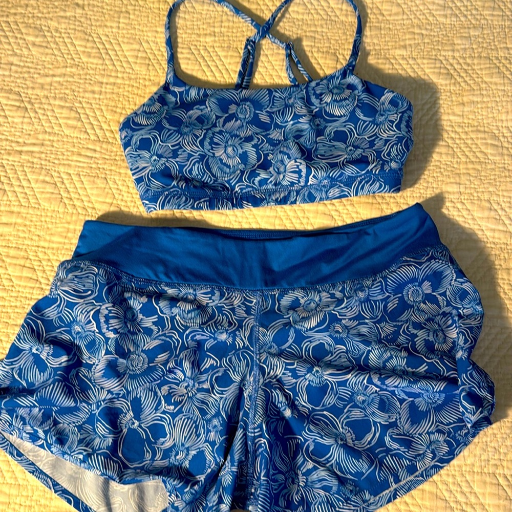Rabbit hopper 4” shorts (M) and EZ bra-Vo (S)